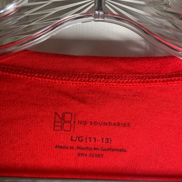 NWT No Boundaries Red Scoop Neck Long Sleeve Tee L - Picture 2 of 9